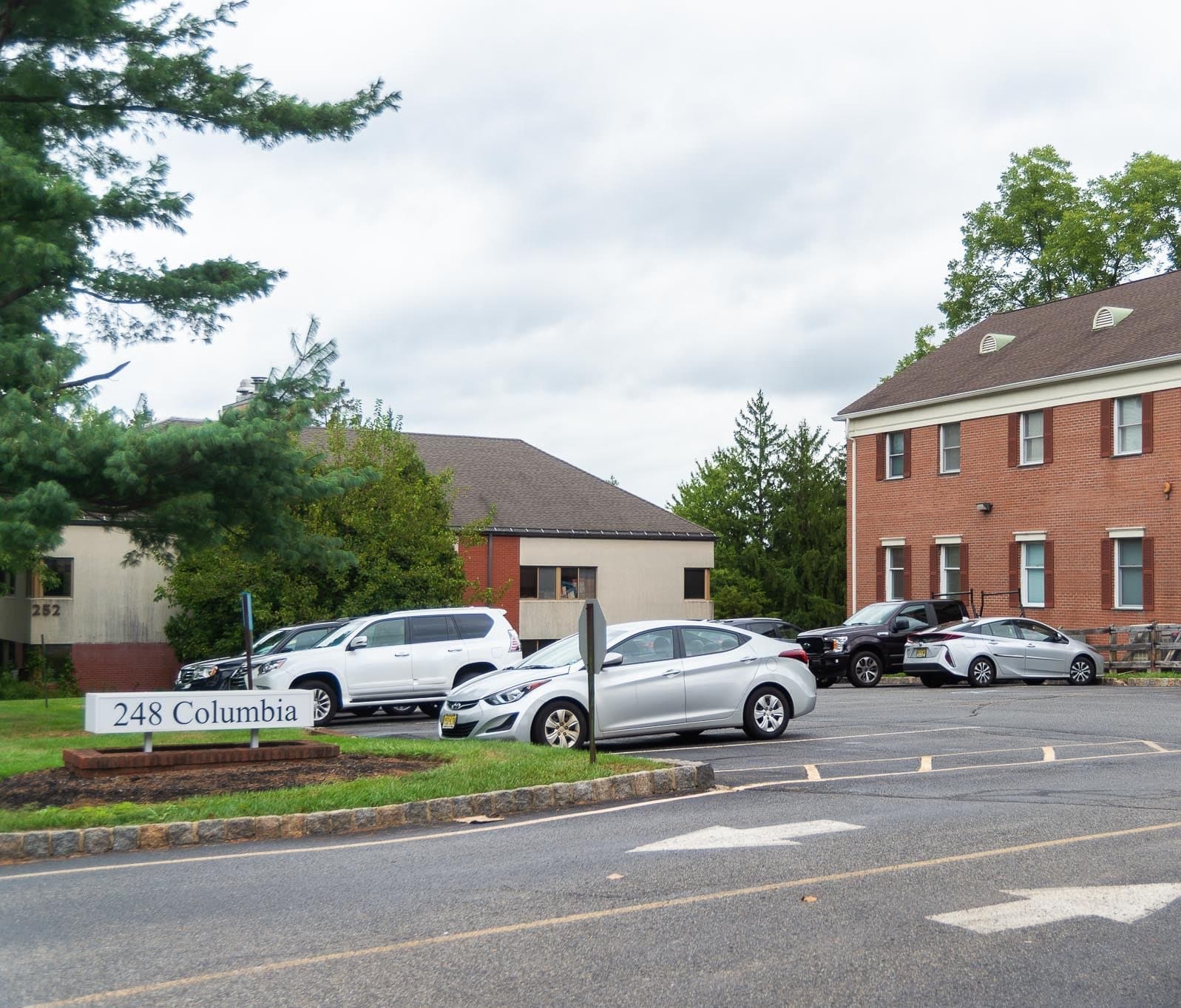 The 248 Columbia Turnpike monument sign and parking lot in Florham Park, NJ